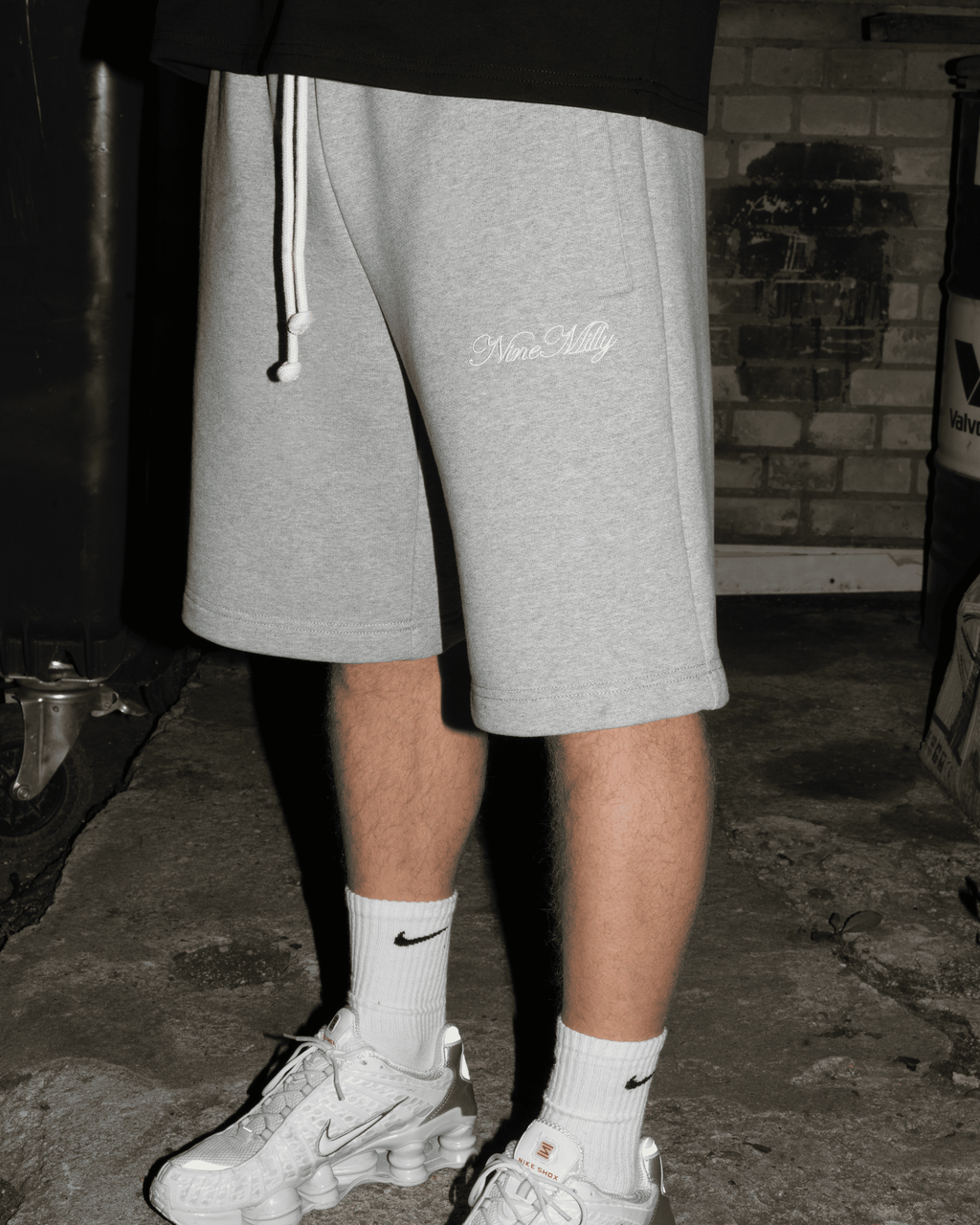 SZARE SPODENKI PREMIUM BASIC