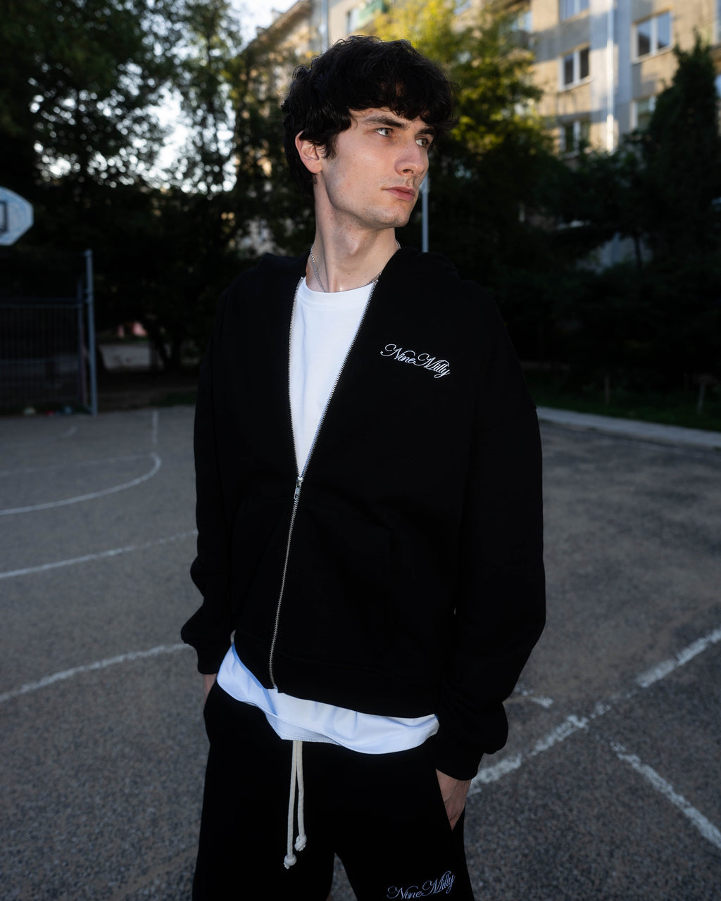 CZARNA BLUZA ZIP PREMIUM BASIC